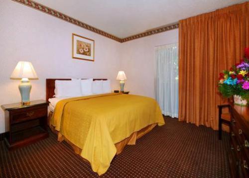 Quality Inn & Suites College Park Pokój zdjęcie