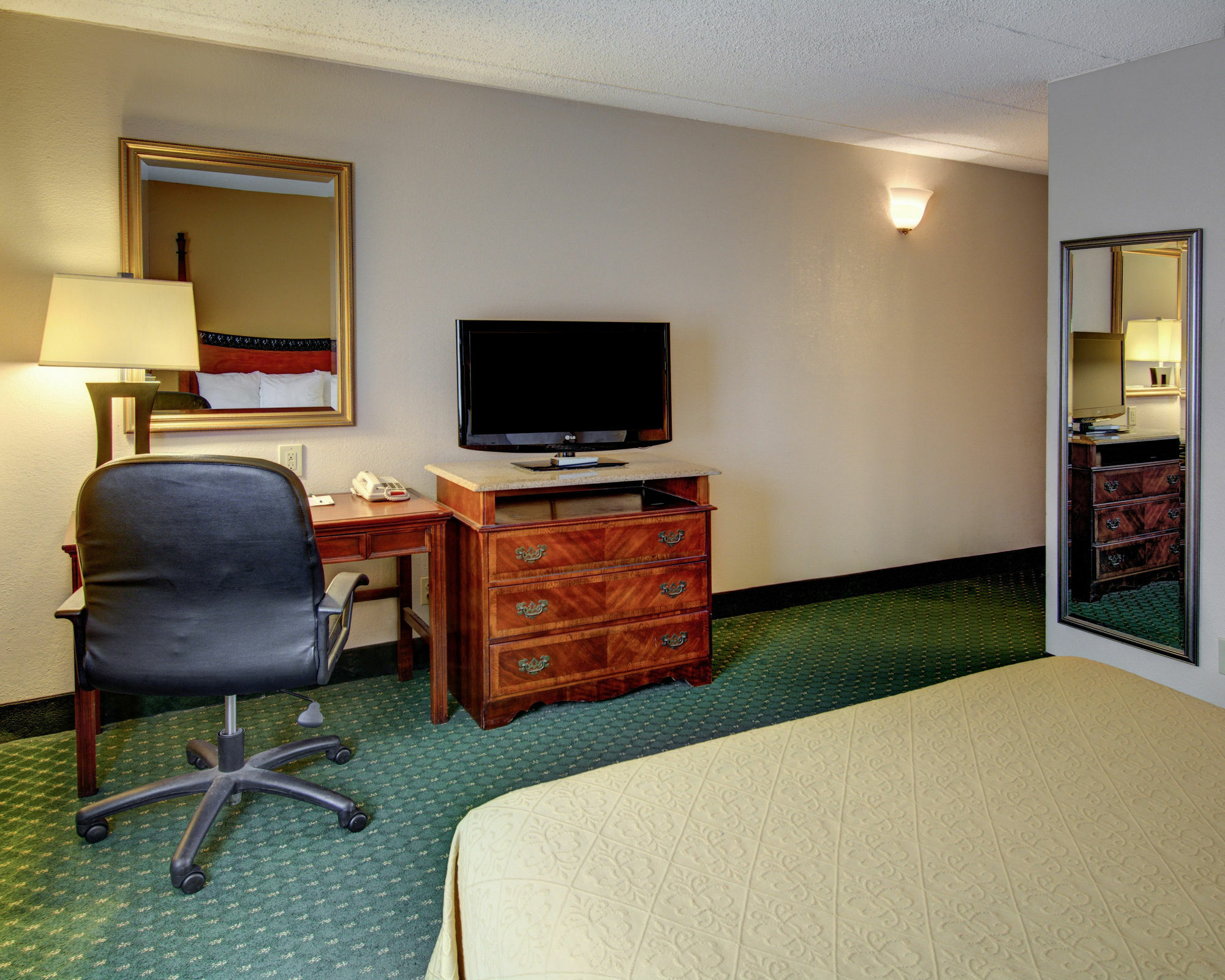 Quality Inn & Suites College Park Zewnętrze zdjęcie